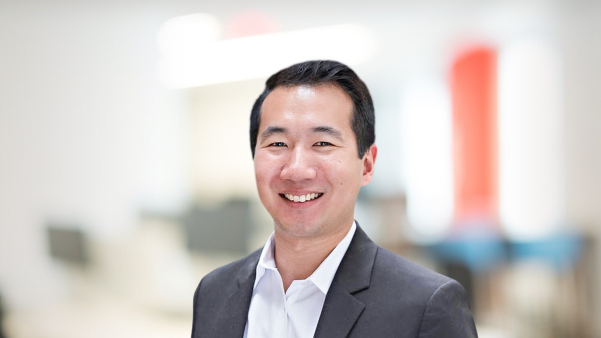 Jordan Lee - Customer Service Head